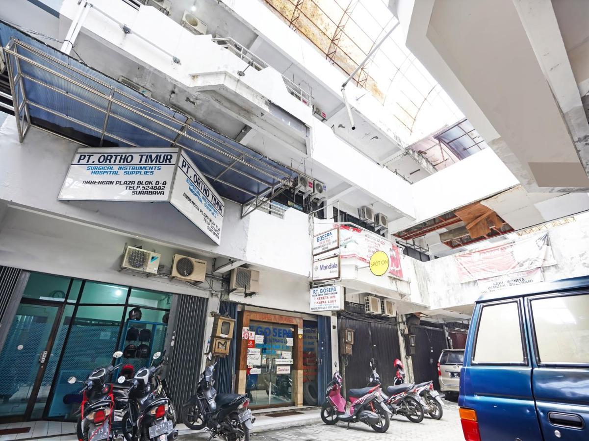 Spot On 90147 Gosepa Ambengan Plaza Otel Surabaya Dış mekan fotoğraf