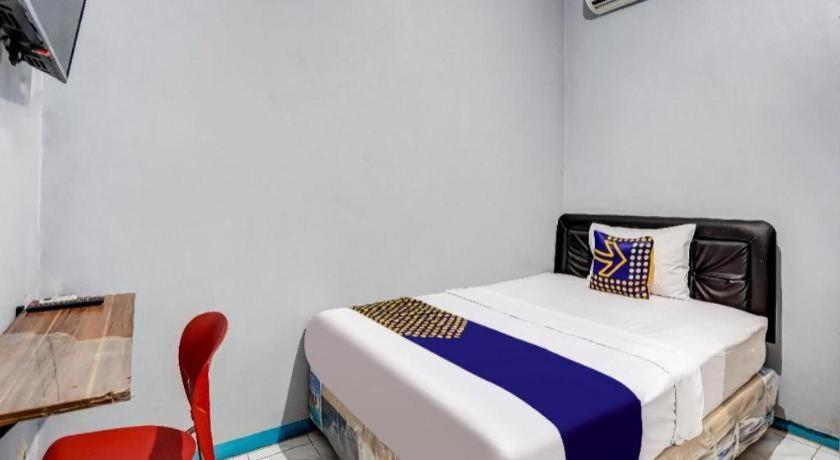 Spot On 90147 Gosepa Ambengan Plaza Otel Surabaya Dış mekan fotoğraf